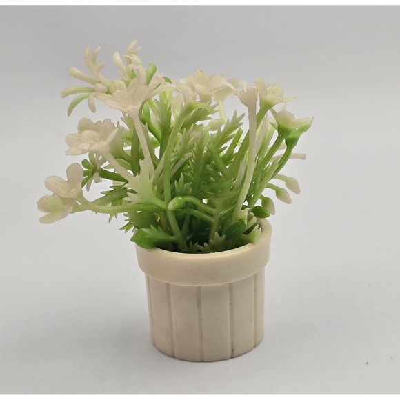 Vintage TOMY Dollhouse White Planter Pot with Flowering Plant 3" - Picture 4 of 7
